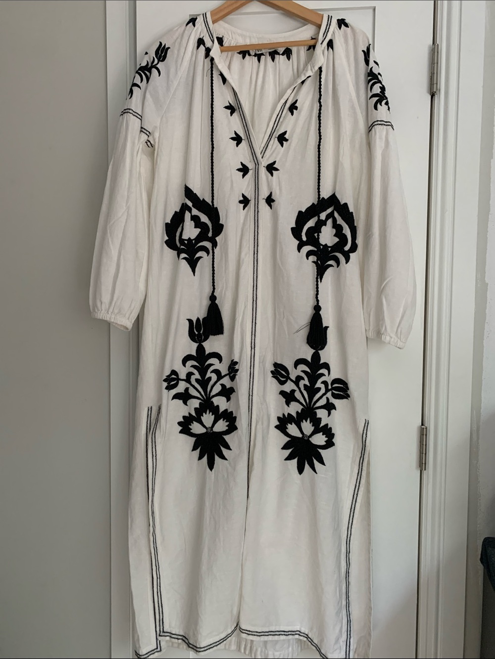 Zara White Maxi Dress with Black Embroidered Motifs